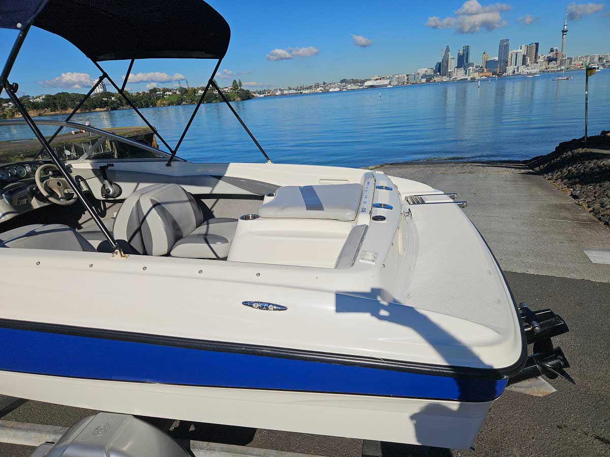 bayliner 185-family-boat-nz